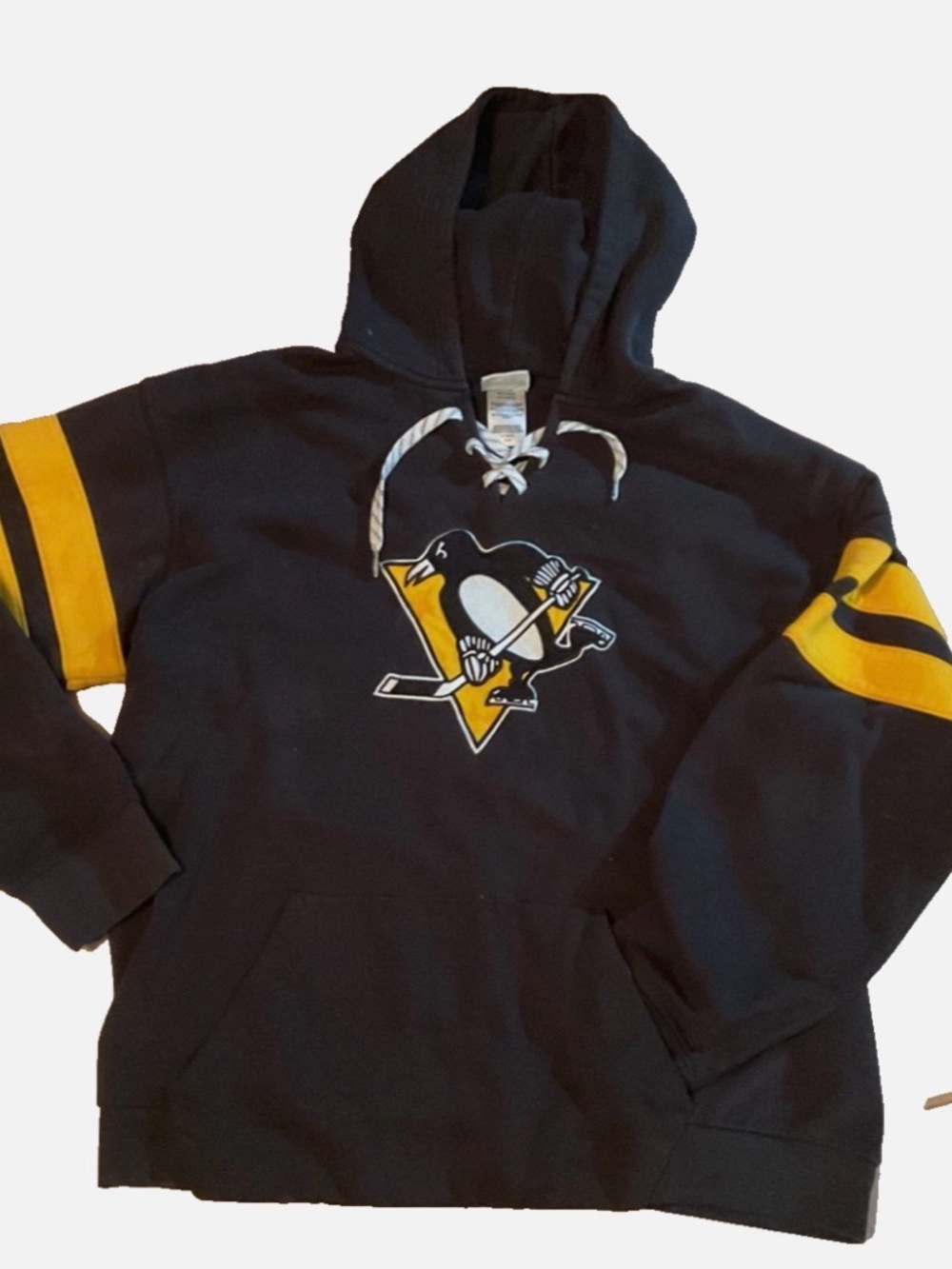 Pittsburgh Penguins NHL Laced Hoodie Black & Gold Size XL
